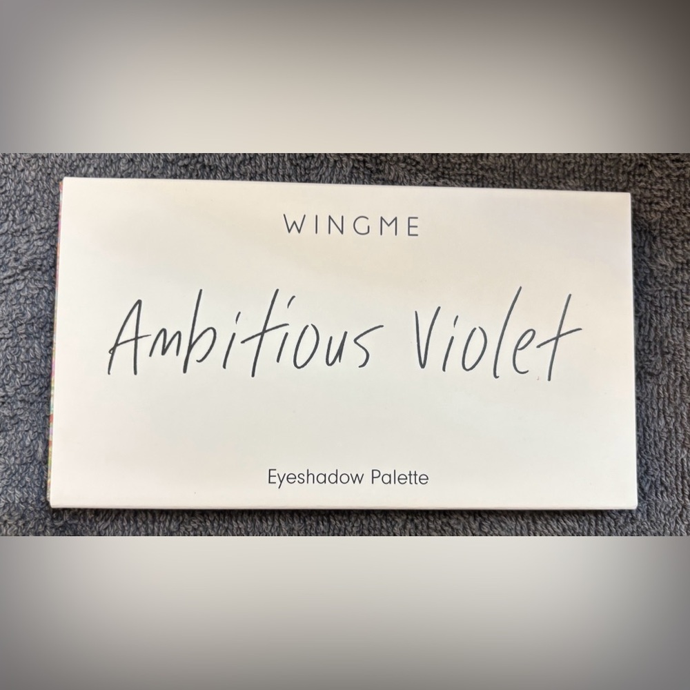 Ambitious Violet Eyeshadow Palette